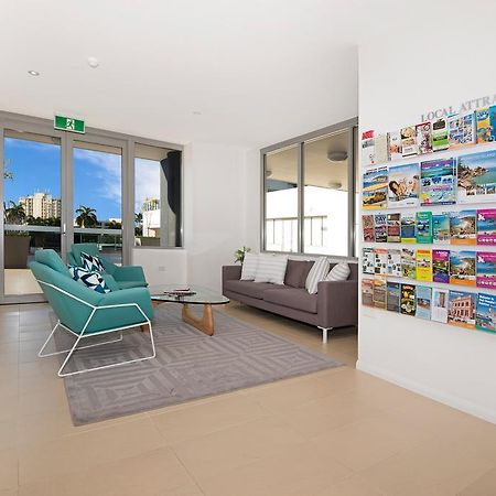 Allure Hotel & Apartments Townsville Exterior photo