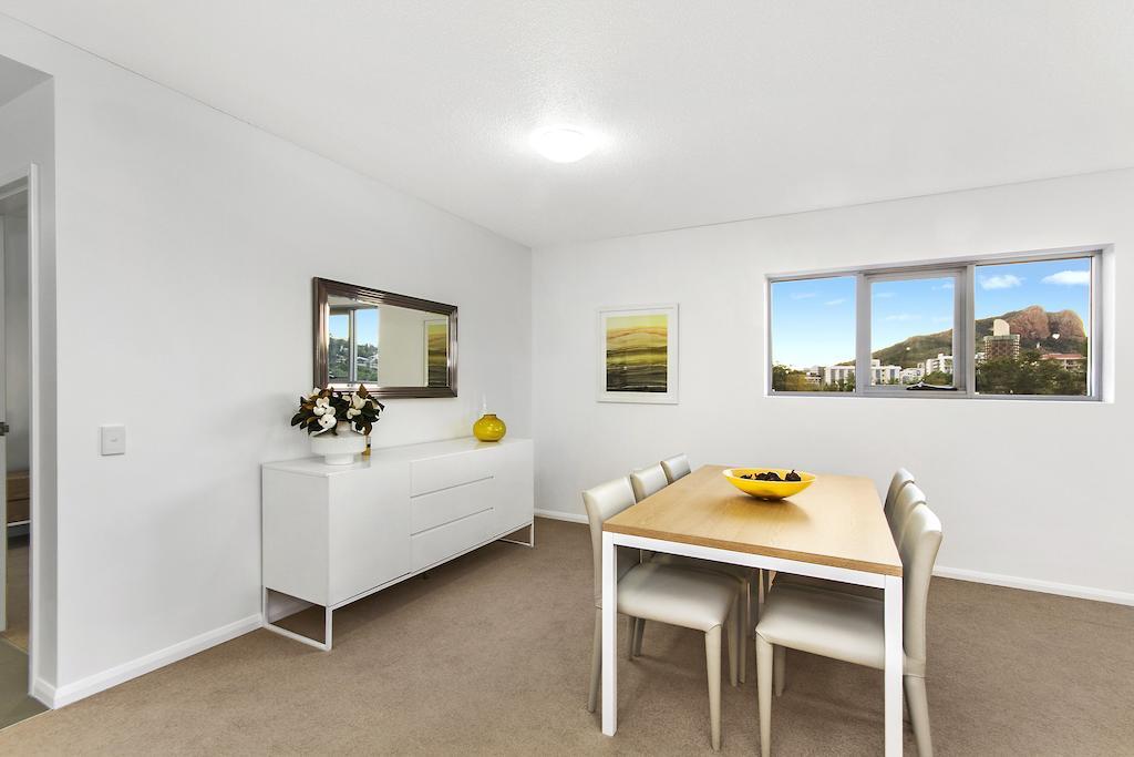 Allure Hotel & Apartments Townsville Exterior photo