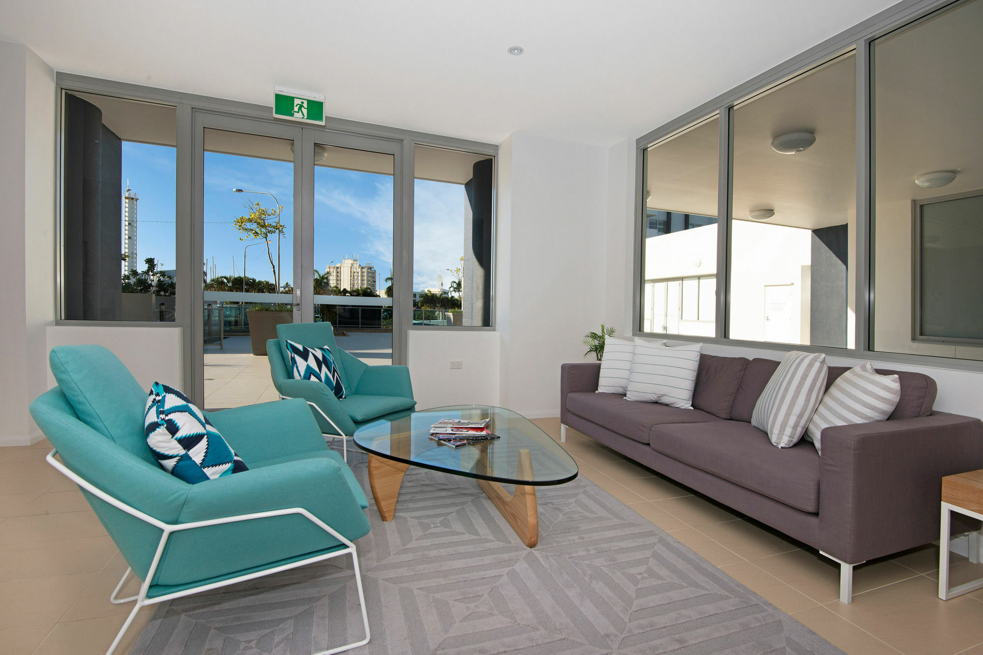 Allure Hotel & Apartments Townsville Exterior photo