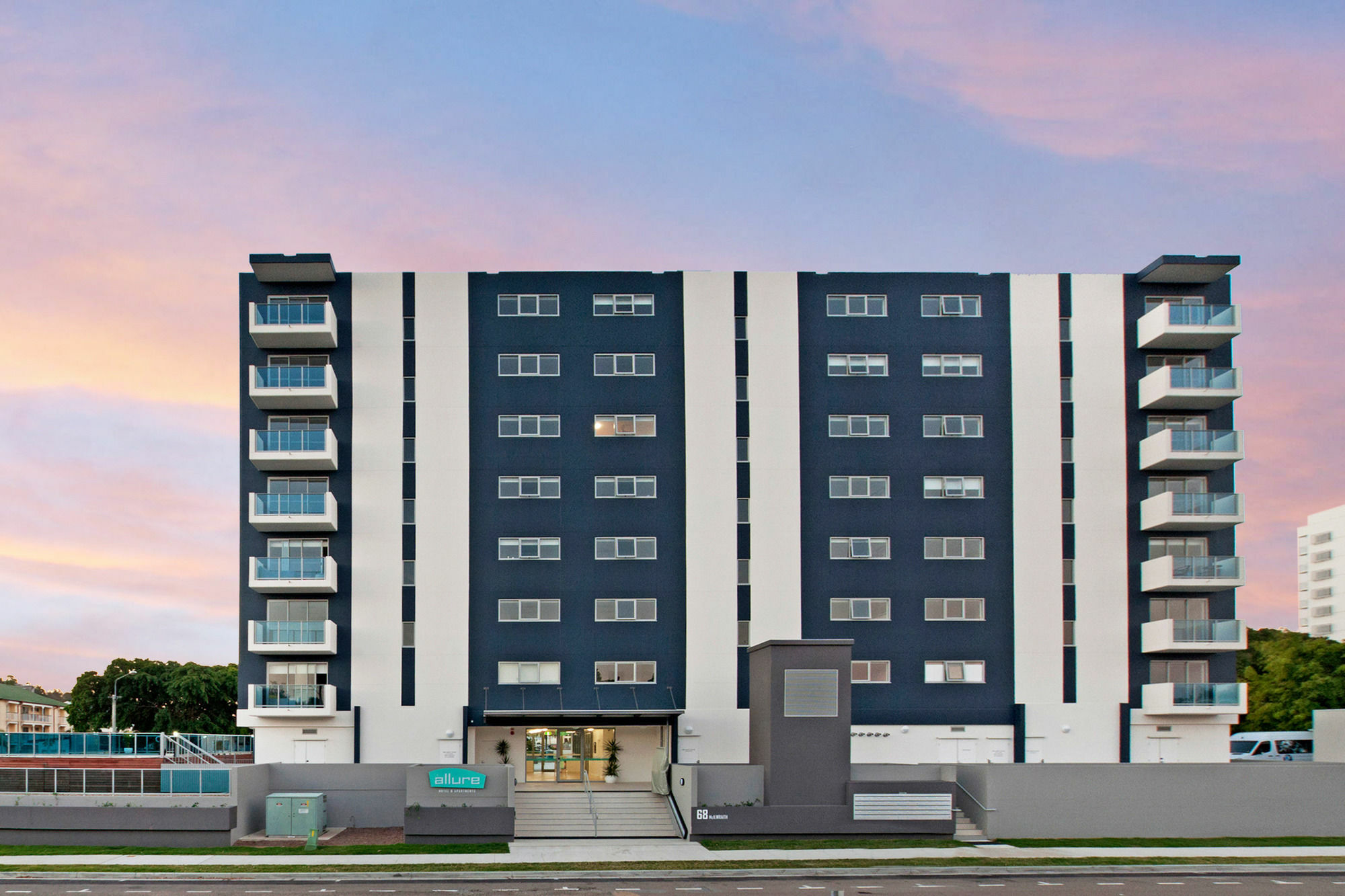 Allure Hotel & Apartments Townsville Exterior photo