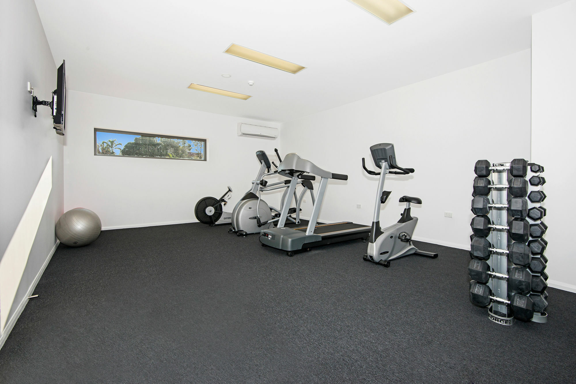 Allure Hotel & Apartments Townsville Exterior photo
